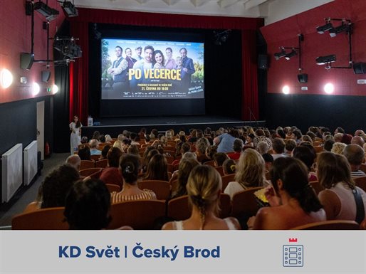 Příjemný večer v KD Svět s delegací a novou komedií